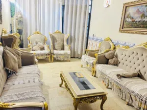 تخم مصري جديد مستعمل عشر مقاعد مع طبله مع ساعه مصري للبيع