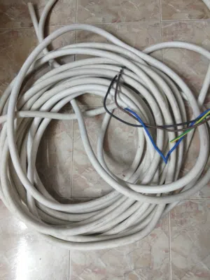 للبيع كيبل كهرباء 4*10 (28)متر