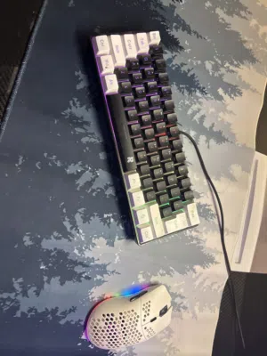 ماوس وكيبورد اصليين ونظاف