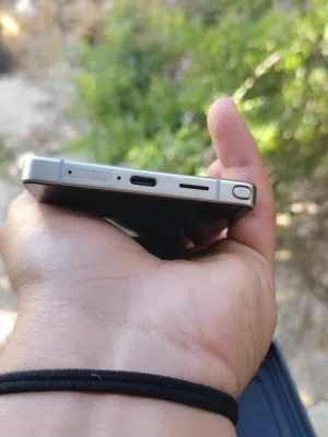 للبيع: Samsung Galaxy S25 Ultra