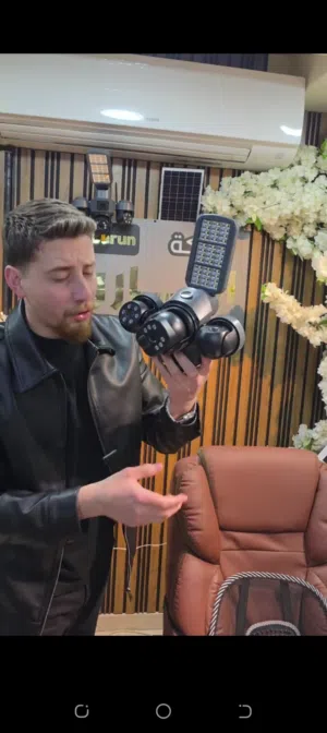 كاميرا طاقة شمسية ثلاثية العدسات مع كشاف قوي عرض خاص لمدة اسبوع