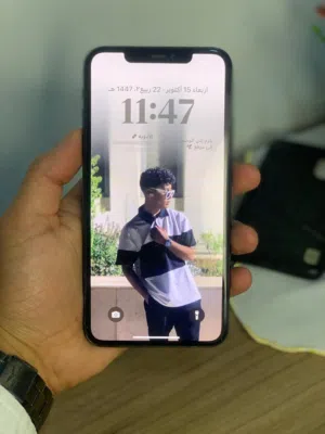 Apple iPhone 11 Pro Max 64 GB in Benghazi