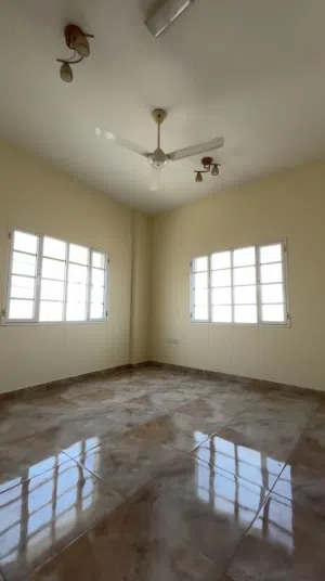 75 m2 1 Bedroom Apartments for Rent in Muscat Al-Hail