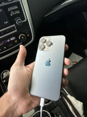 Apple iPhone 15 Pro 256 GB in Muscat