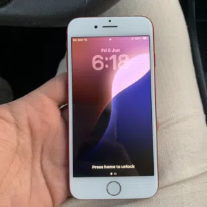 Apple iPhone SE 2 128 GB in Northern Governorate