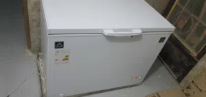 مجمده جديده مستعمله شهرين نظافة عاليه حجم كبير