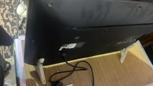 32" LG monitors for sale  in Basra