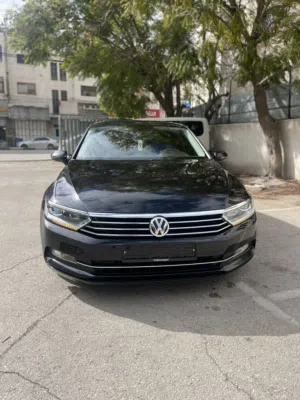 باسات B8 للبيع بسعر مغري