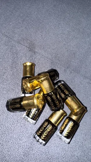 دهن عنبر دور