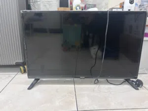 Dexon 32" Smart TV Good as new