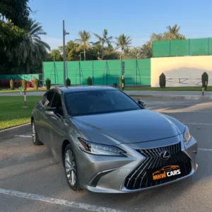 Used Lexus ES in Muscat