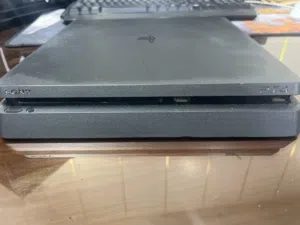 بلايستيشن 4 slim - 500g