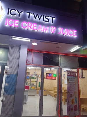 Runing bussiness ice cream shop for sell