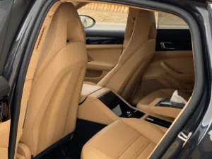 بورش باناميرا  2017