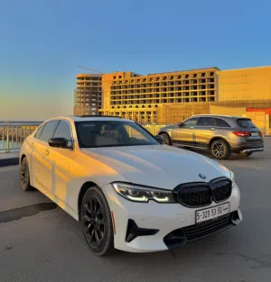BMW 330i بي ام دبليو