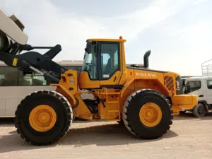 Volvo L110F 2010 (fresh import)