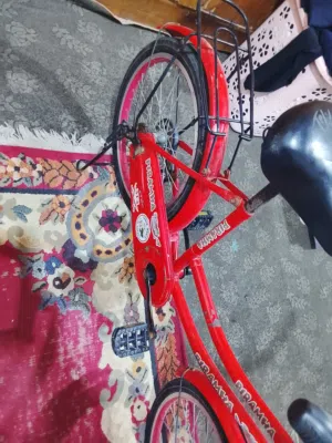 دراجه هوائيه بايسكل حجم 20 نضيف شوف العين موديل 2025كلش حلو