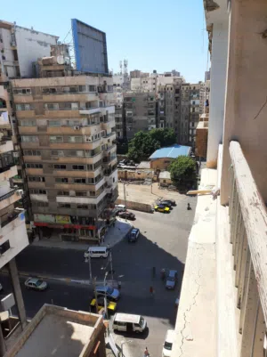 شقه مفروشه بوكلى شارع ابوقير تاجر من المالك مباشرا