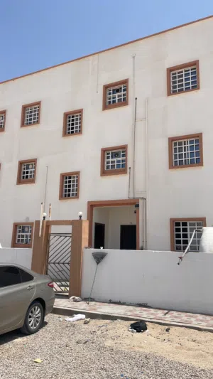 120 m2 2 Bedrooms Apartments for Rent in Al Wustaa Al Duqum