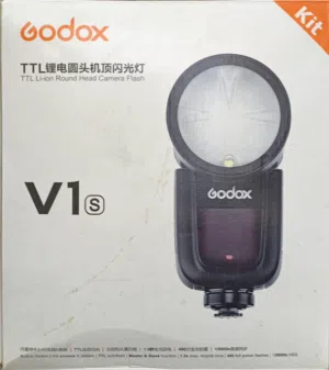 للبيع فلاش احترافي كودكس نظيف جداً  Godox V1S