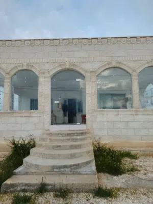 200 m2 4 Bedrooms Townhouse for Sale in Mafraq Al-Badiah Ash-Shamaliyah Al-Gharbiya