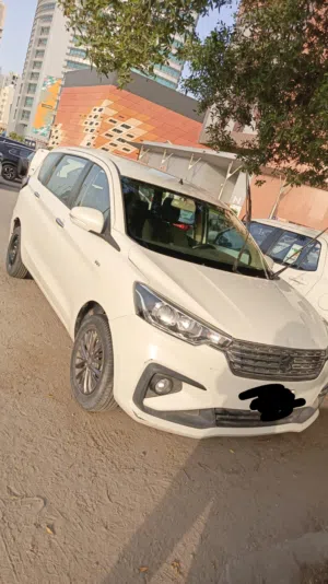 سوزوكي ارتيجا 2022 مستعملة بحالة ممتازة مع مواصفات خليجية