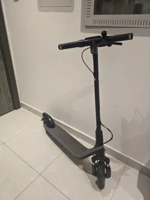 Segway-Ninebot E2 D II الكهربائي  (الجيل الثاني من فئة E2)
