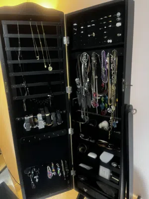 خزانه اكسسوارات للبيع 60