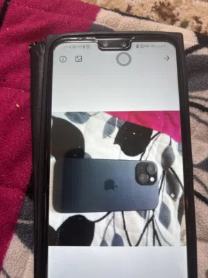 Apple iPhone 15 128 GB in Al Dakhiliya