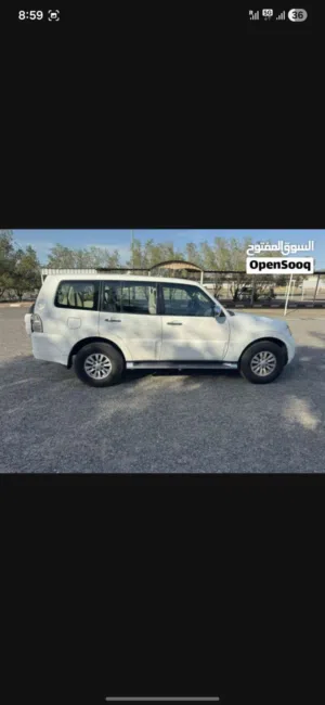 Mitsubishi pajero 2012