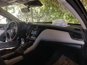 Honda ‏Insight ‏EX ‏2019