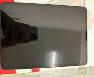 ايباد برو 11 إنش 256 جيجا مستعمل