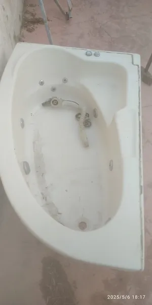 Bathrooms0