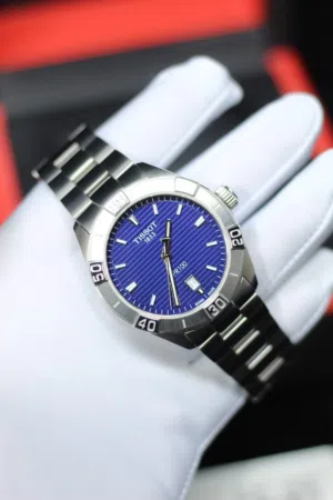 Tissot Pr100 للبيع