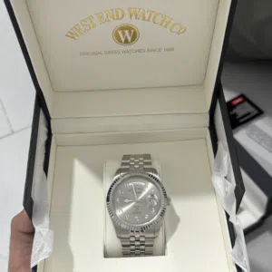 للبيع ساعة west end جديده ومجموعة ساعات اخرى جديدة وساعات مستعمله D1 omega timex Rado واخرى
