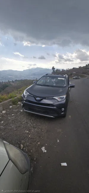Toyota . RAV 4 . 2017 . New3