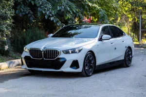 BMW 530e 2024 – فل كامل (Plug-in Hybrid)