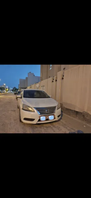 Used Nissan Sentra in Central Governorate