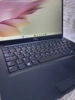 Dell 7390 8th Gen Quad Core Processor 8gb ram 256gb nvme ssd Fhd borderless Display Type c port