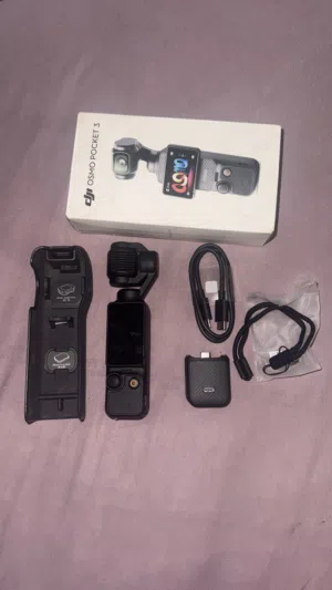 للبيع كاميرا DJI Osmo Pocket 3 بحالة ممتازة