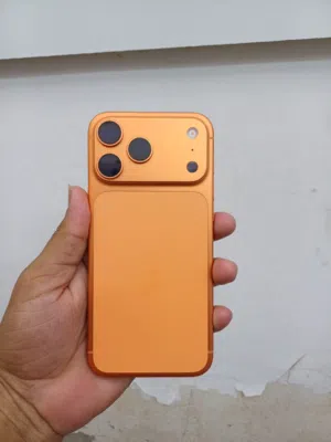 iPhone 17 Pro Max 512 GB orange just used 2 weeks
