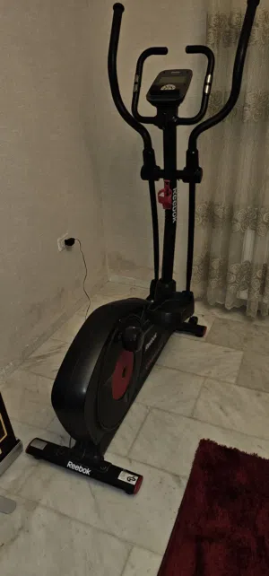 جهاز كروس cross نوع Rebook بحاجة لصيانة