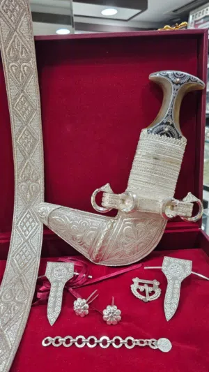 خنجر قرن زراف هندي أصلي