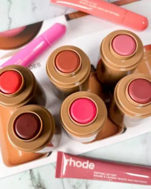 BLUSHER STICK3ماركةQ BEAUTY
