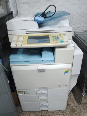 طابعه شغاله ميه ميه بحالة الوكاله شغل وطبع سعر 370دينار موقع جبل النصر للتواصل