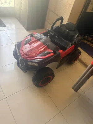 سياره اطفال كهربائيه