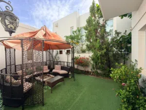 Stylish Villa with Spacious Living in Prime Area