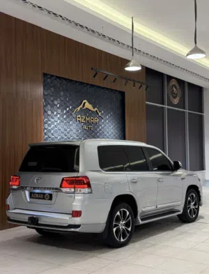 تويوتا لاندكروزر GXR /V8  2019