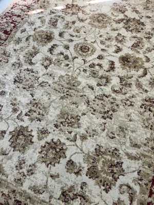 Classic Red & Beige Oriental Rug سجادة شرقية كلاسيكية بالأحمر والبيج