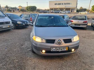 رينو ميغان 2006